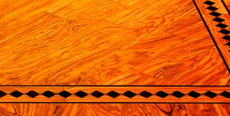 Parquet in legno di olivo